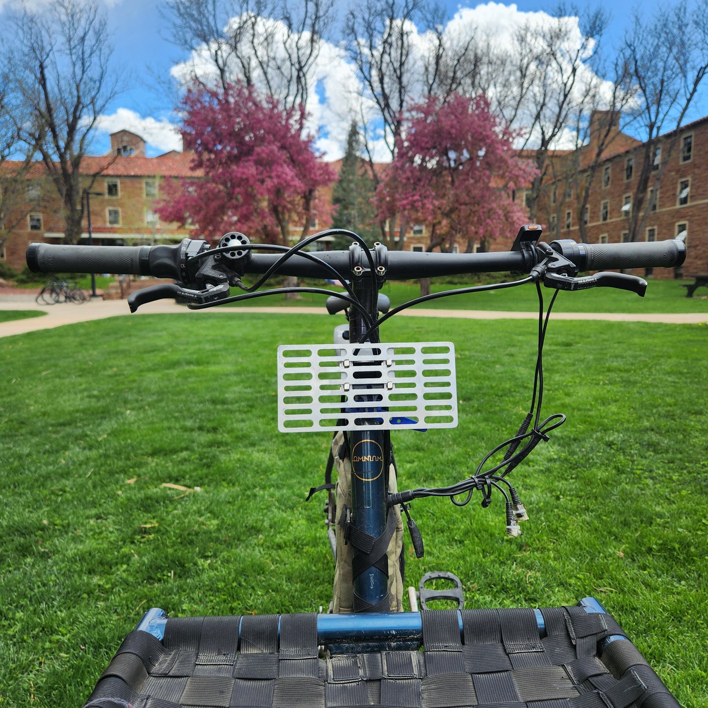 Orbiter Mounting System